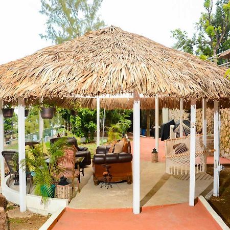 شقة Bella Vista Vacation مونتيغو باي المظهر الخارجي الصورة