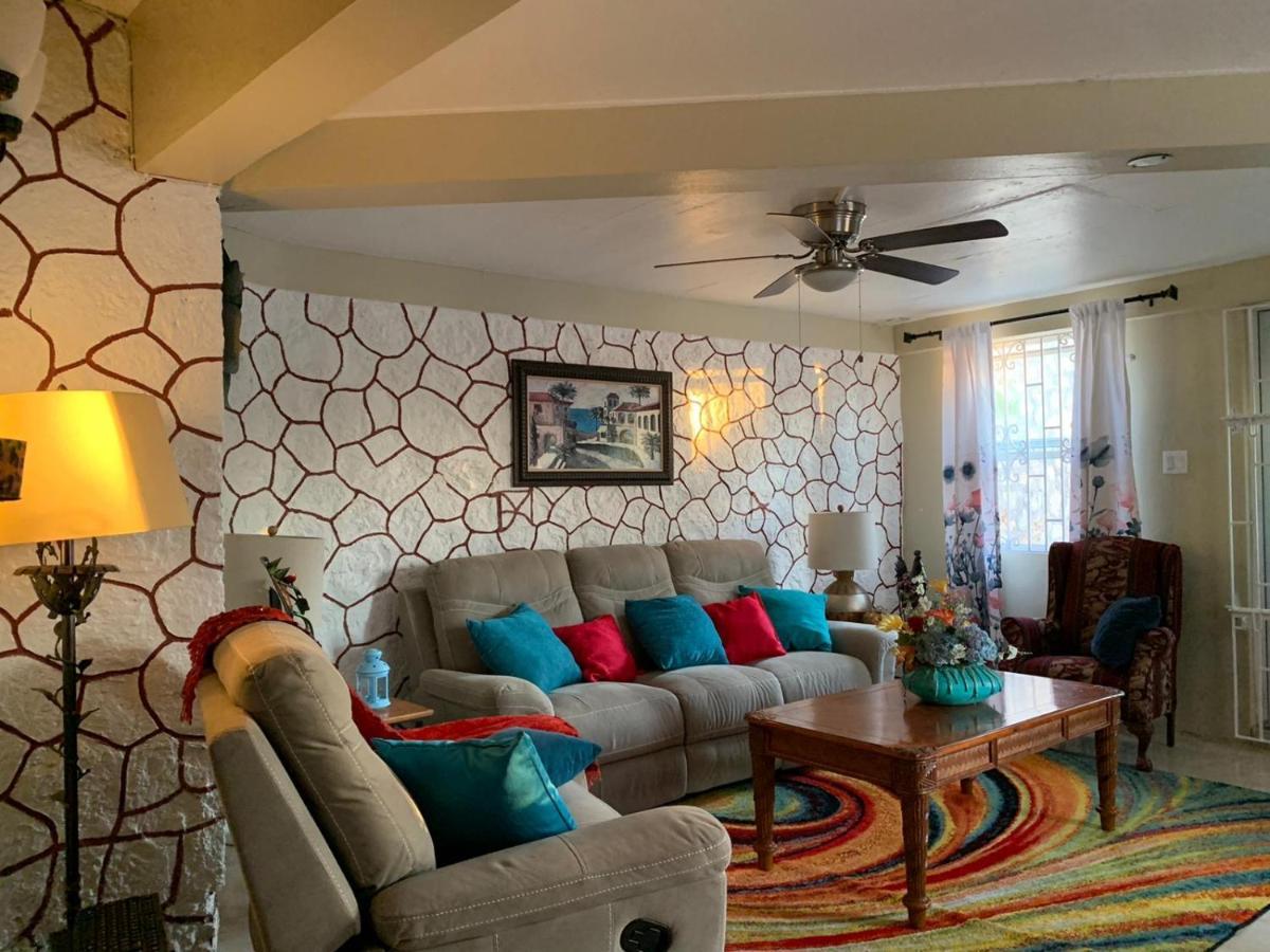 شقة Bella Vista Vacation مونتيغو باي المظهر الخارجي الصورة