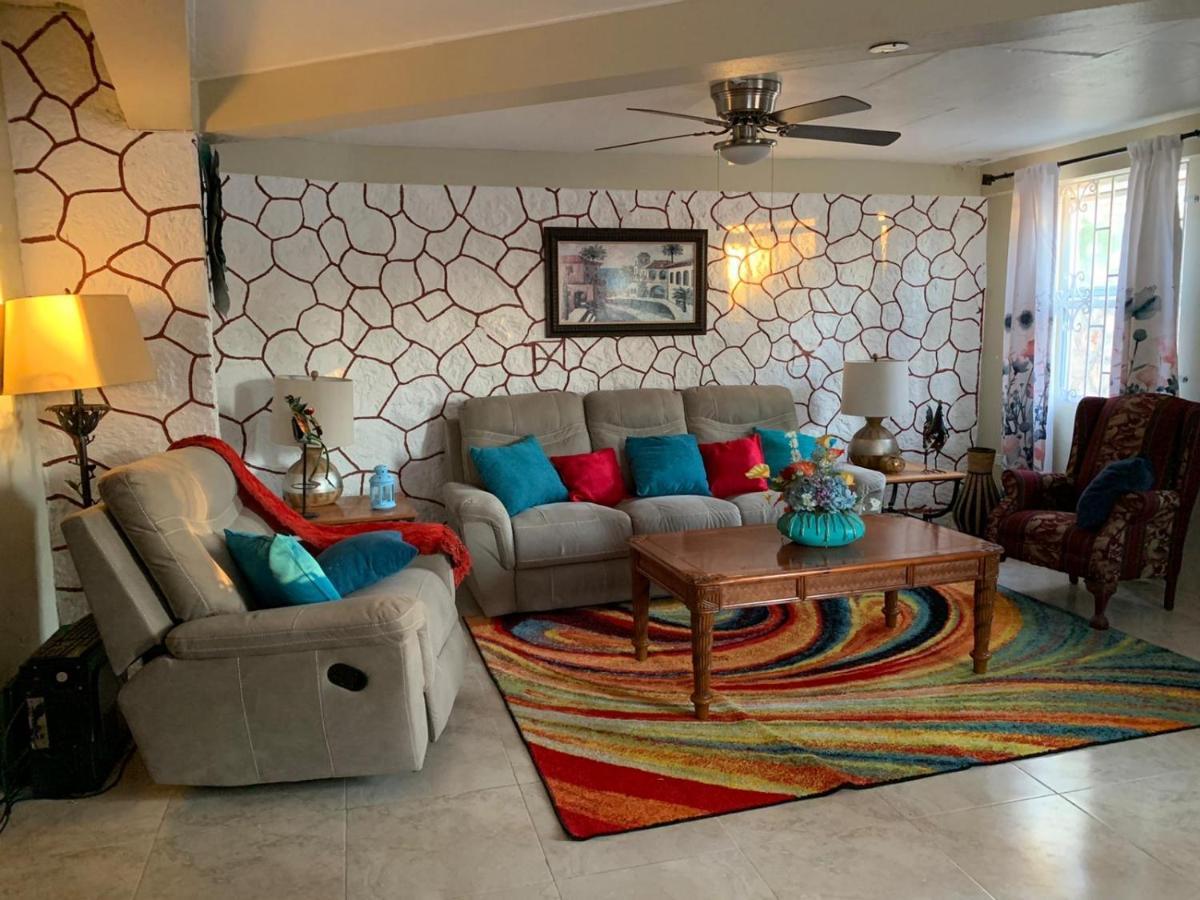 شقة Bella Vista Vacation مونتيغو باي المظهر الخارجي الصورة
