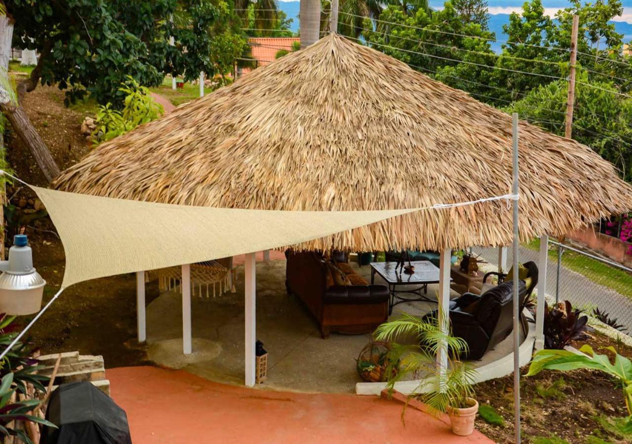 شقة Bella Vista Vacation مونتيغو باي المظهر الخارجي الصورة
