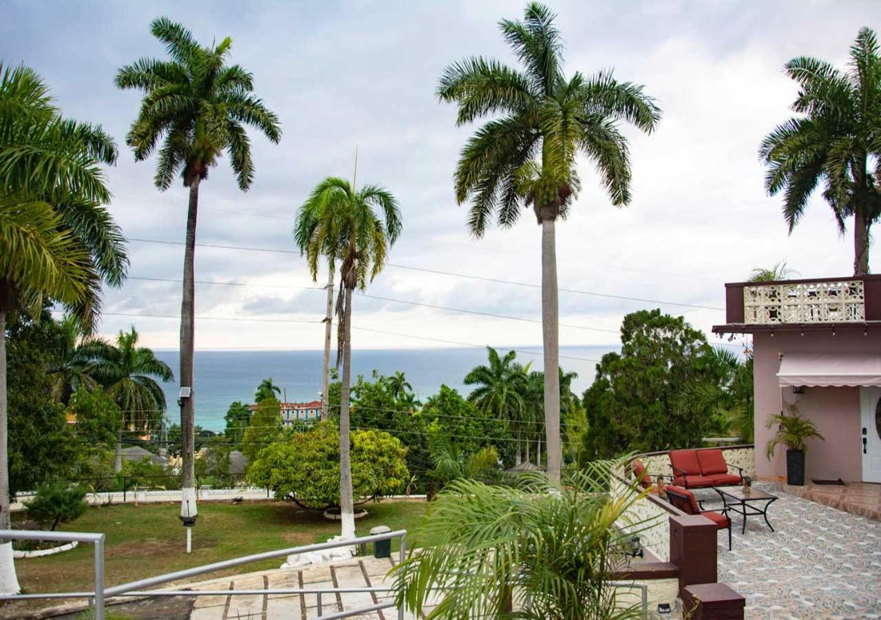 شقة Bella Vista Vacation مونتيغو باي المظهر الخارجي الصورة