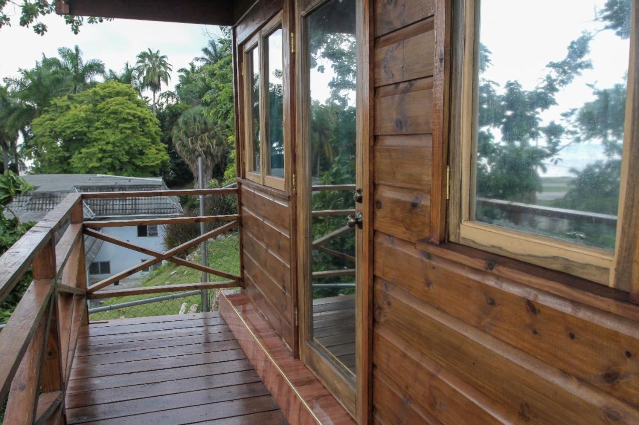 شقة Bella Vista Vacation مونتيغو باي المظهر الخارجي الصورة